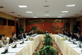 The meeting between VBCSD and DPM Vu Duc Dam